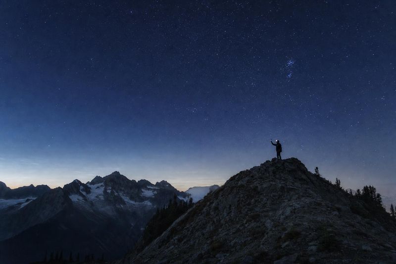 Notruf ohne Empfang: Was Satellitenfunktionen heute wirklich können